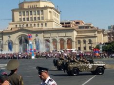 Ermənistan hərbi paradının görünməyən tərəfi