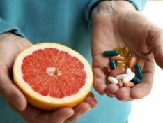 Grapefruit and Medications: A Hidden Interaction Worth Knowing About
