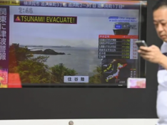 9,9’luk hatalı deprem uyarısı Japonya’da paniğe neden oldu