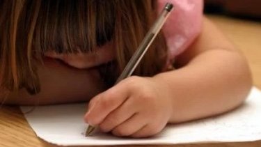 Правда ли, что в среднем левши живут на девять лет меньше правшей?