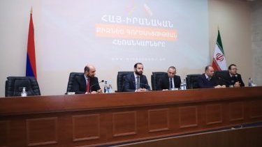 Ermənistanla İranın biznes əlaqələri son 10 ayda 45% artıb